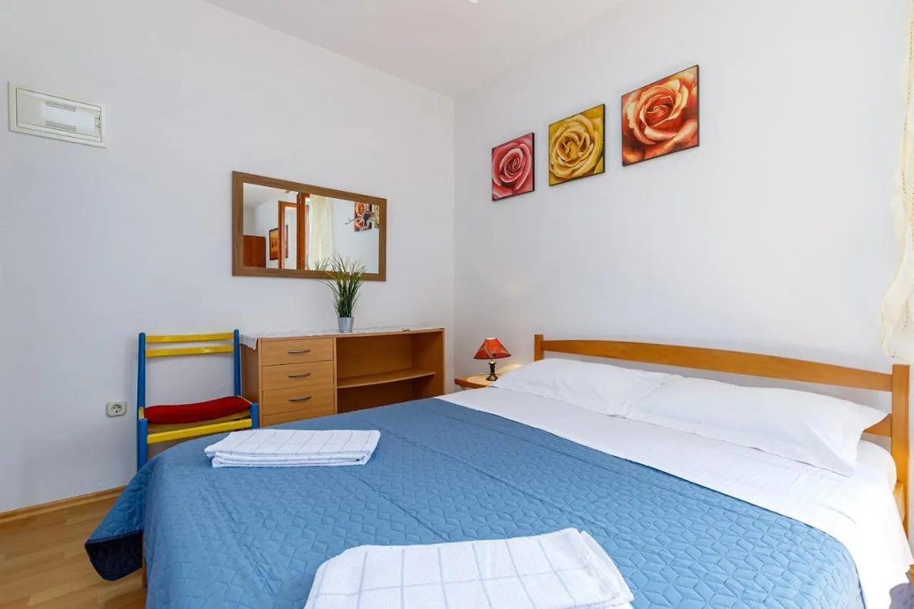 Apartments Pernar Poreč 0*,